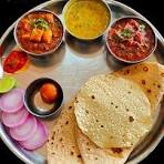 Spicy kadai paneer curry meal delivery by Gupta Dhaba