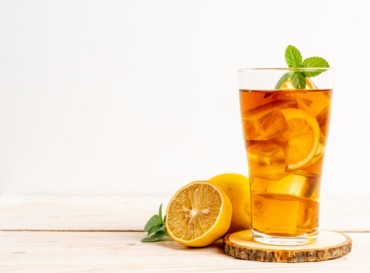 glass-ice-lemon-tea