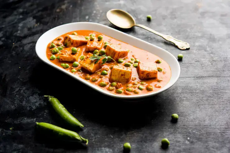 Fresh matar paneer curry meal delivery by Madan Vaishno Dhaba