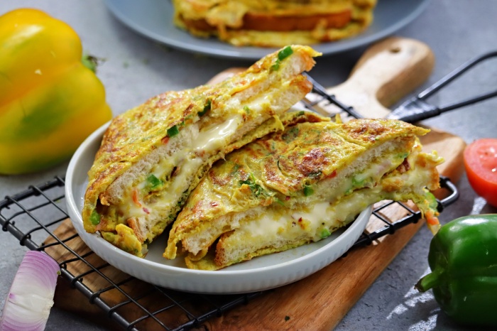 Bread Omelette